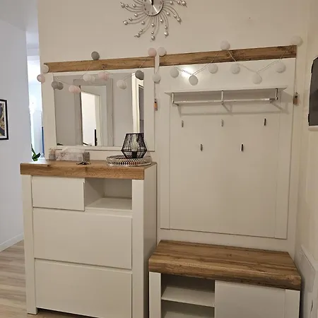 Przytulne Mieszkanie In Free Parking Apartman Żyrardów